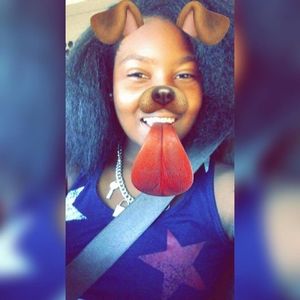 Meet your Posher, Lanycee